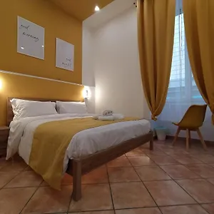 Bed & Breakfast Nacasa, Napoli