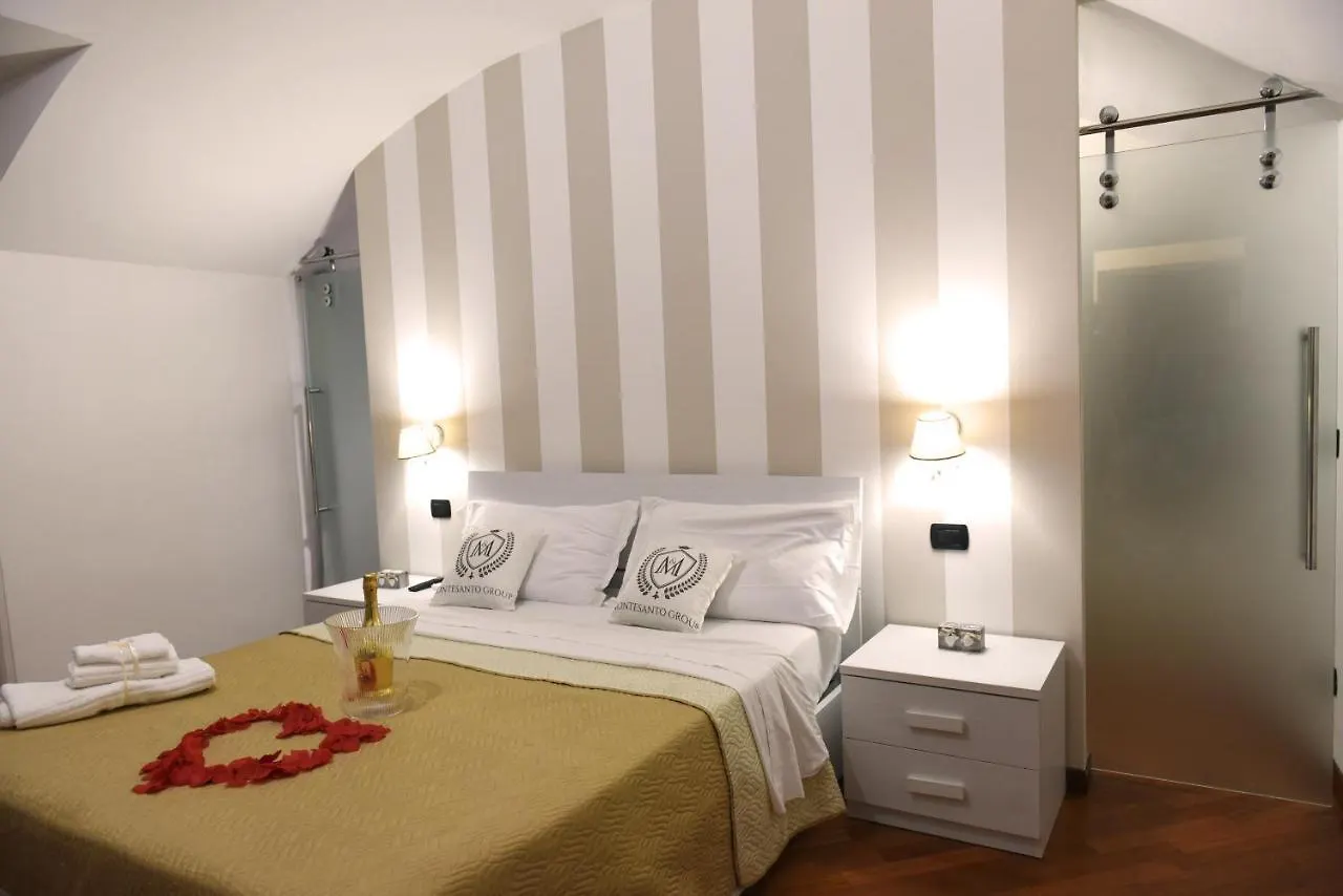 ベッド・アンド・ブレックファスト Montesantogroup Sorrento Room ナポリ